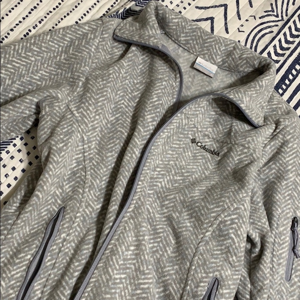 Warm Columbia sweater